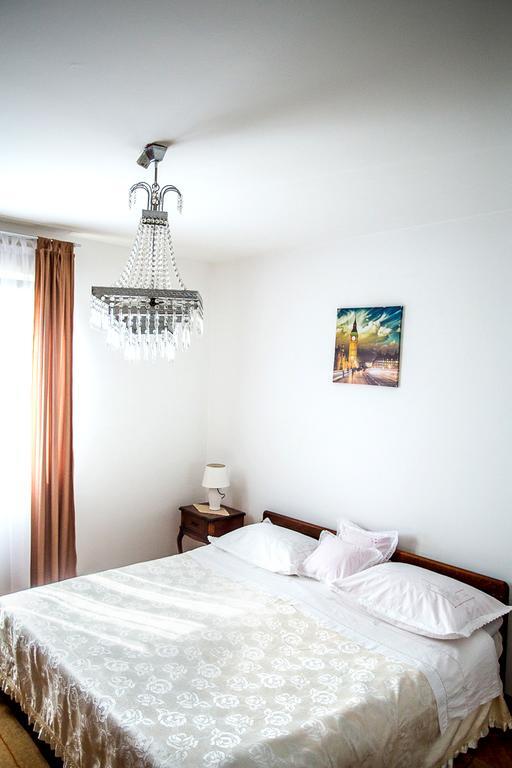 Split Apartments Shell Extérieur photo