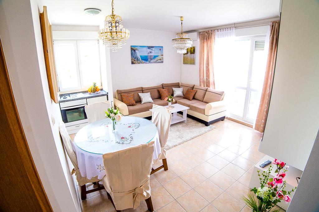 Split Apartments Shell Extérieur photo
